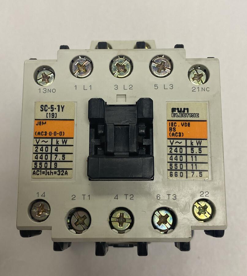 Used Fuji,4NC0H0,Contactor Type SC-5-1Y 20A