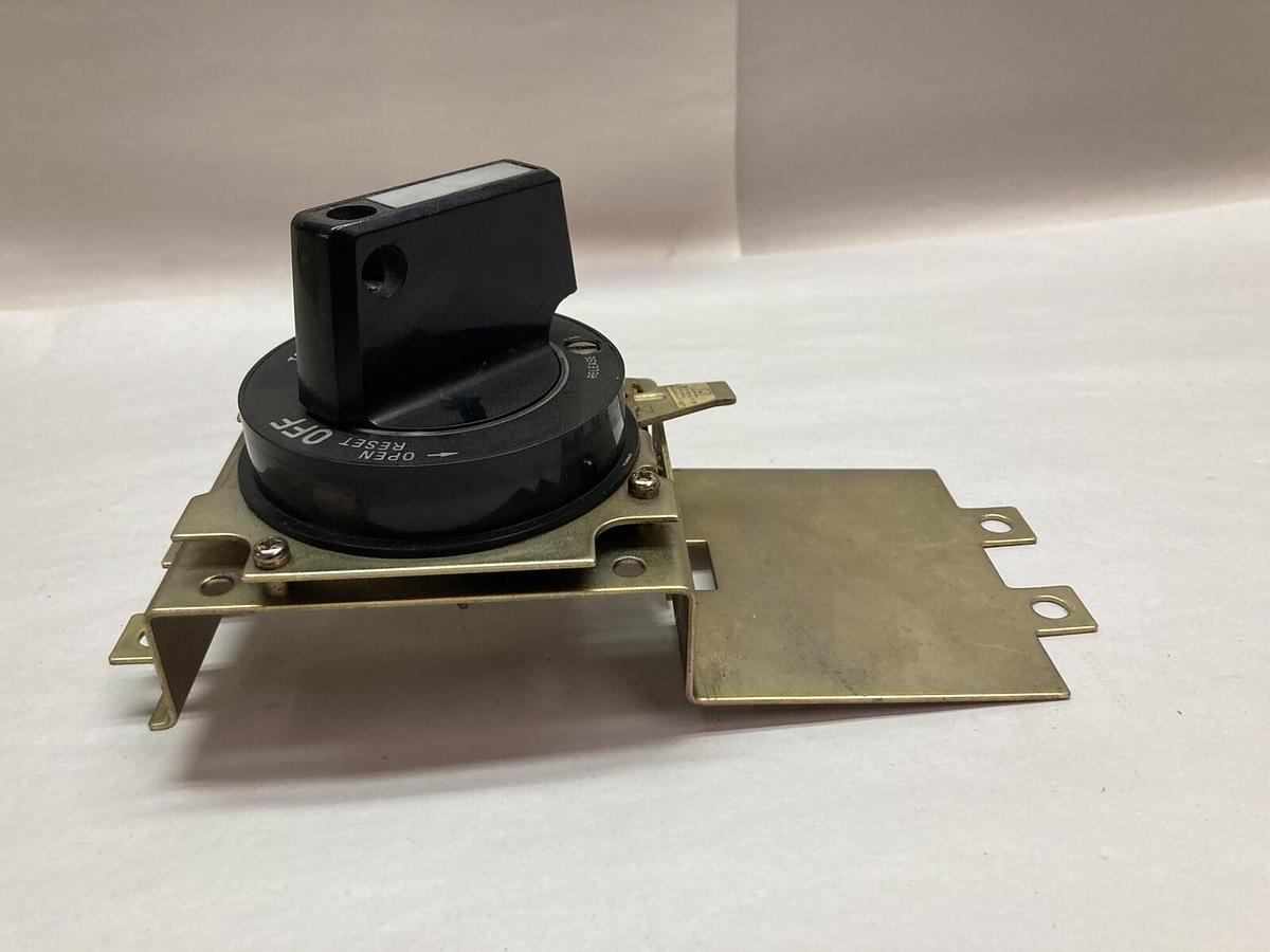 Fuji,N-21EA 90D,Main Power On/Off Trip Switch Disconnect