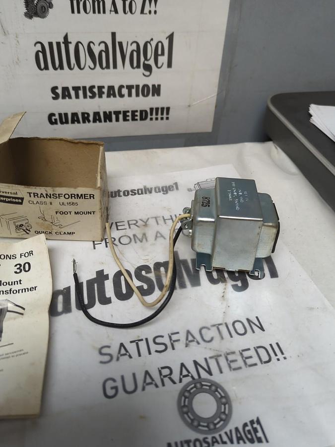 UNIVERSAL ENTERPRISES,UL1585,FOOT MOUNT TRANSFORMER 120 VAC 50/60HZ NOS