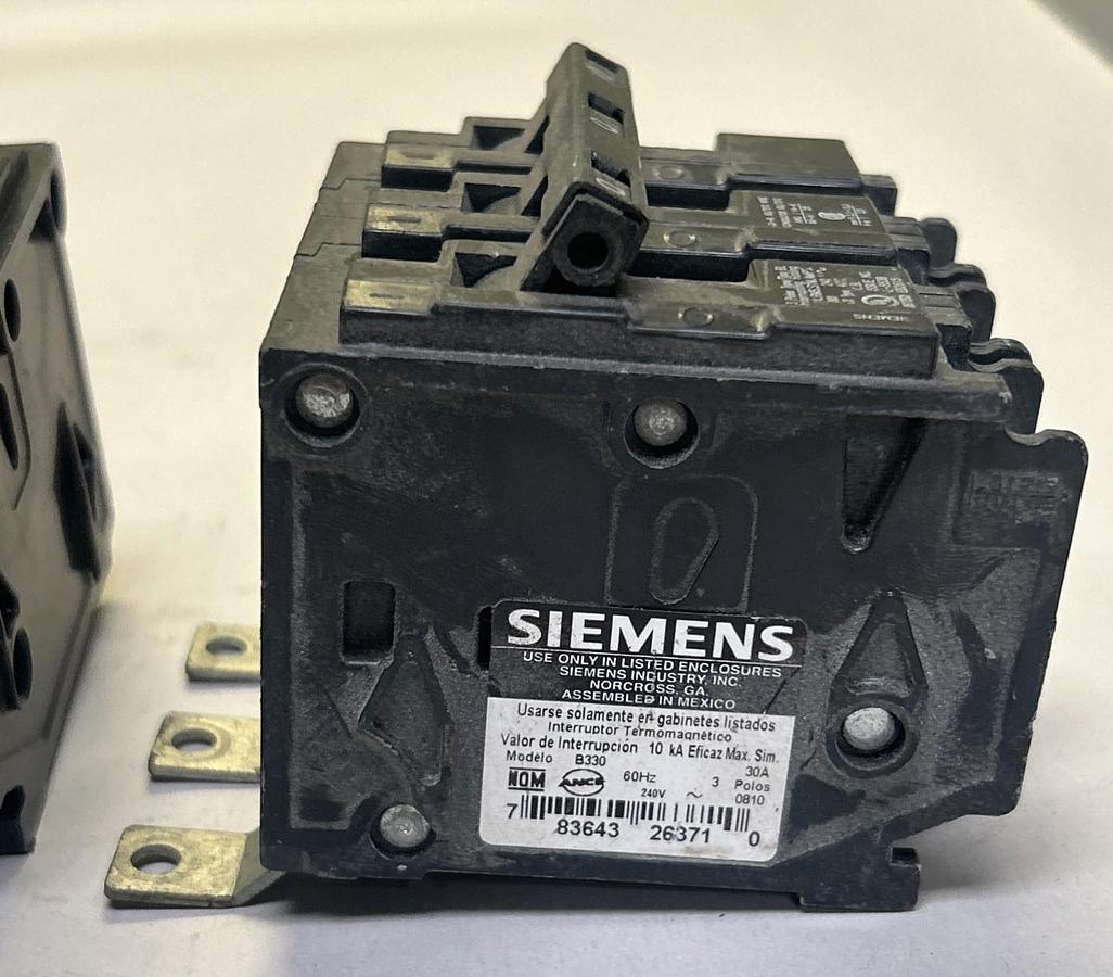 Used SIEMENS,B330,CIRCUIT BREAKER 30A 240V 3P LOT OF 3