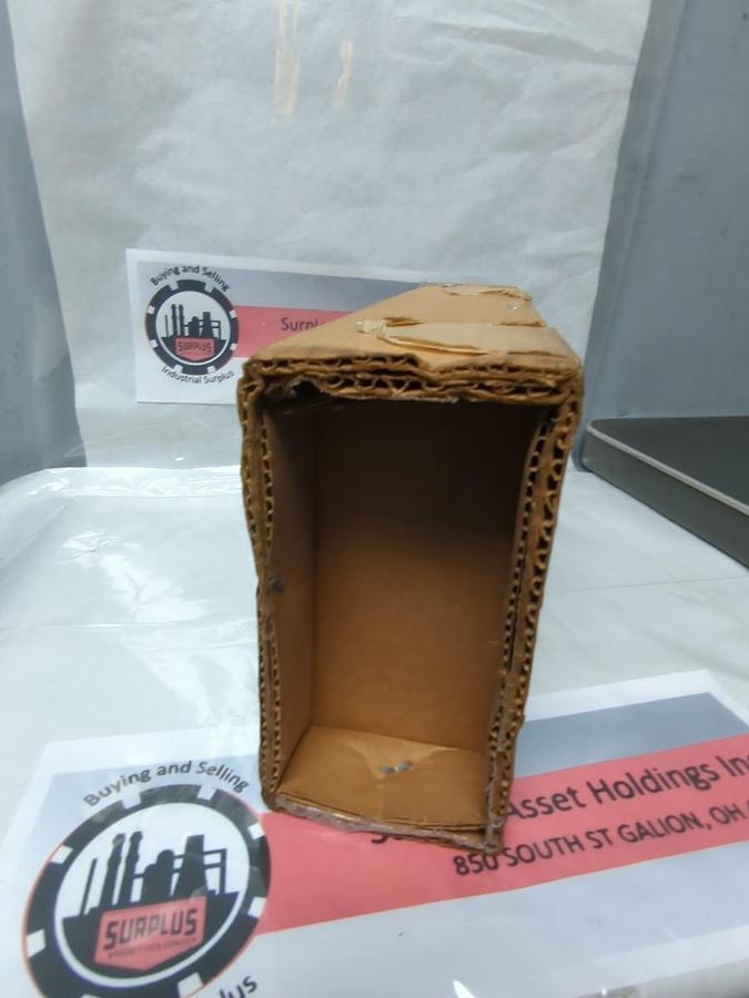 GE,SB9 BC302SUS2Y,TYPE SB9 CONTROL/SELECTOR SWITCH NOS