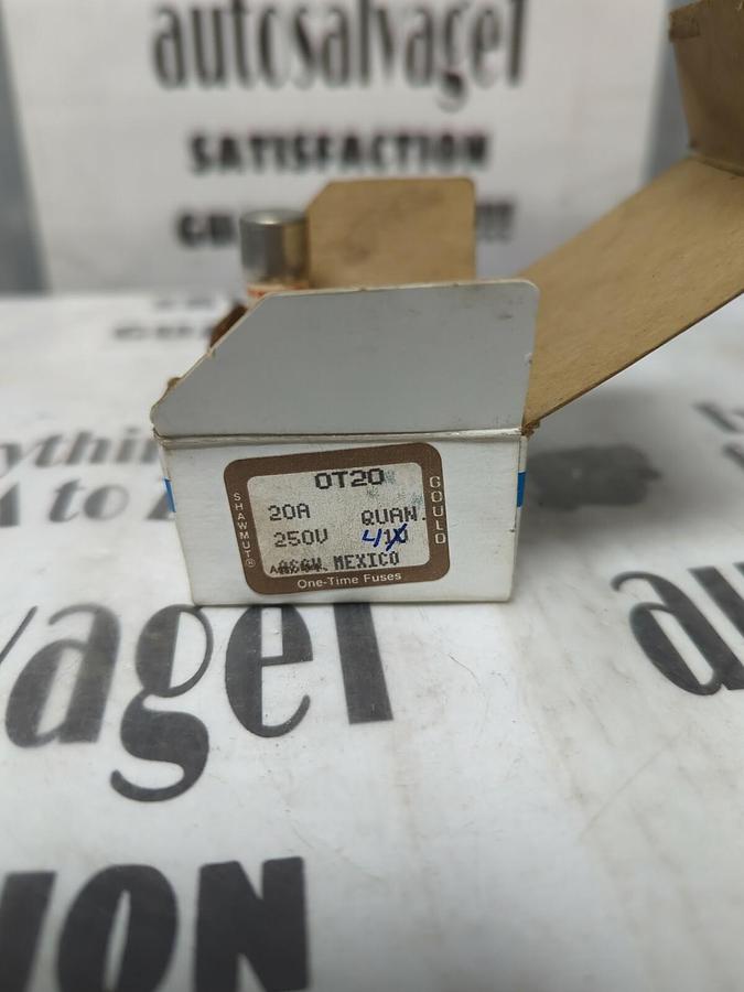 GOULD SHAWMUT,OT20,ONE-TIME 20 AMP FUSES BOX OF 4 NOS