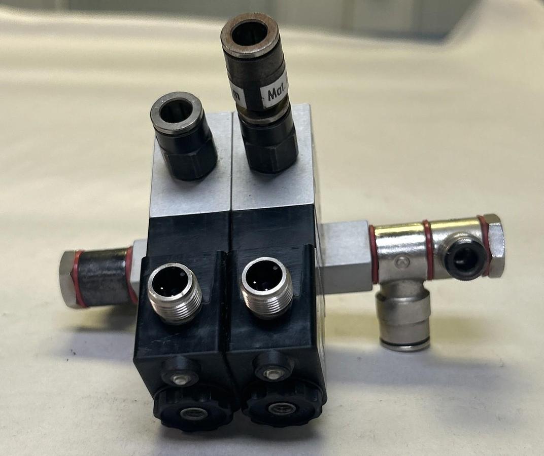 Used AIRTEC,M-04-310-HNT-O32,SOLENOID VALVE