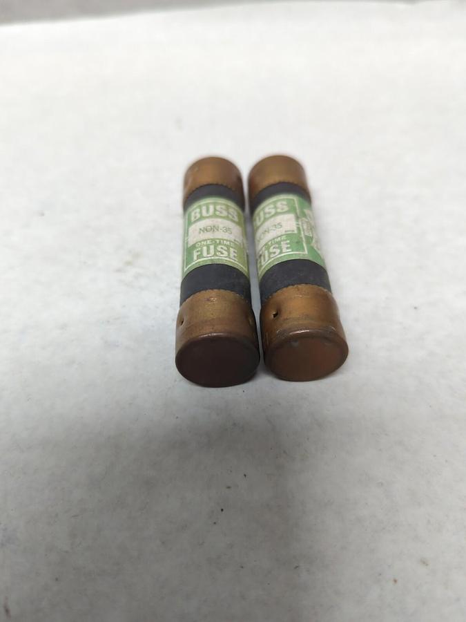 Used COOPER BUSSMANN,NON-35,ONE-TIME 35 AMP FUSE LOT OF 2 PRE-OWNED