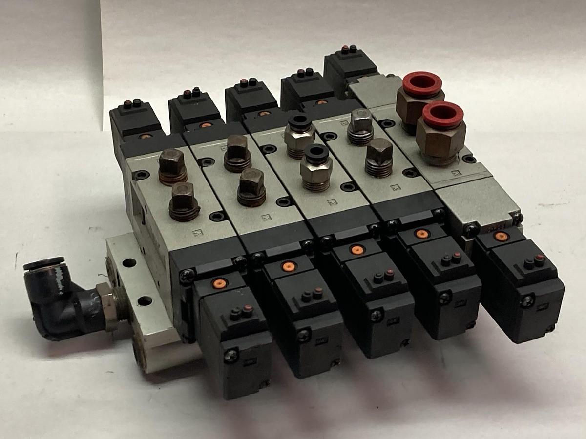 Used SMC,VF5220-5G-02,Valve Block