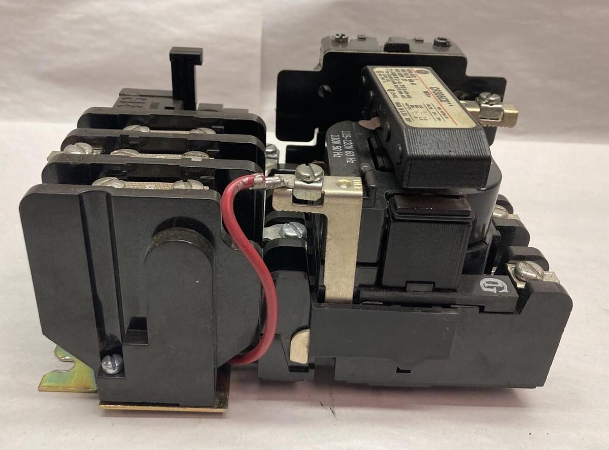 Used General Electric,CR306C0,NEMA Size 1 Magnetic Motor Starter 600Vac