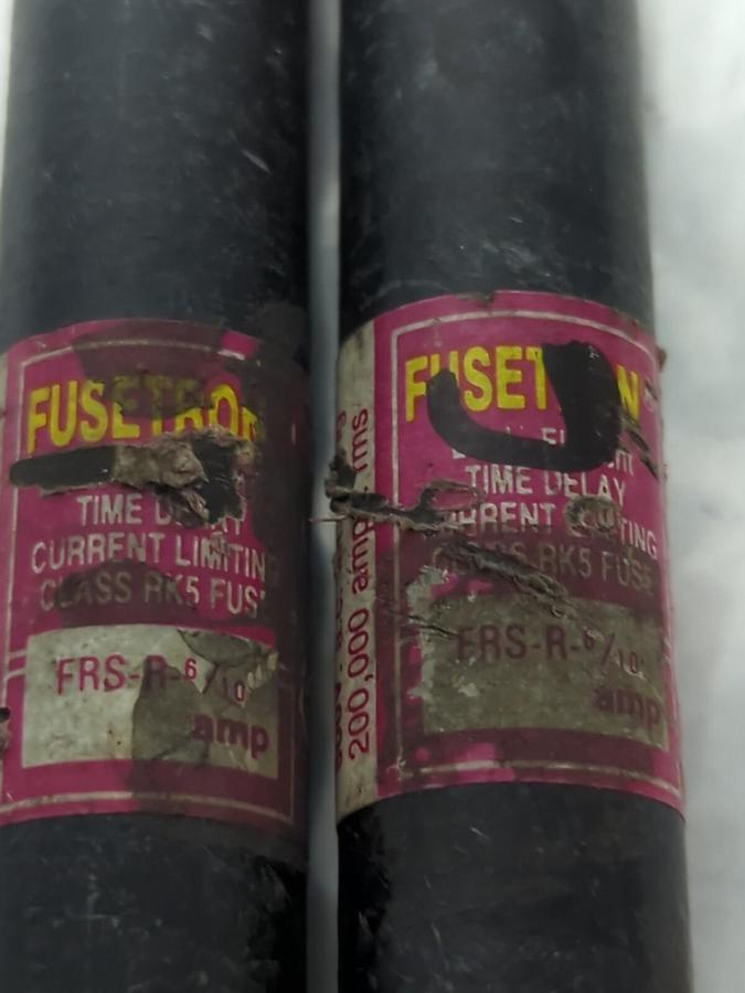 Used COOPER BUSSMANN,FRS-R-6/10,FUSETRON 6/10 AMP FUSE LOT OF 2 PRE-OWNED
