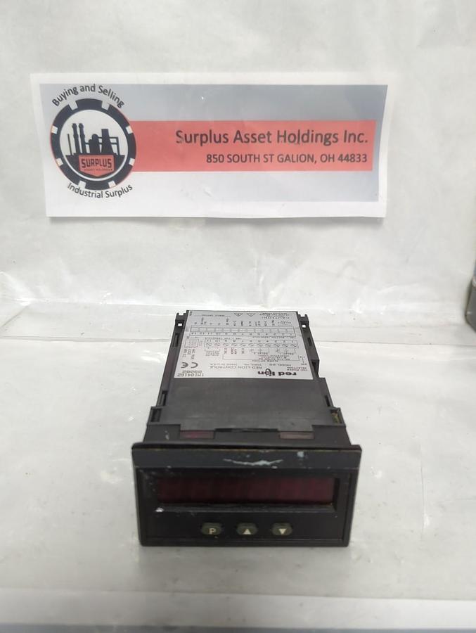 Used RED LION CONTROLS,IM104162,DIGITAL PANEL METER/COUNTER 09082 PRE-OWNED