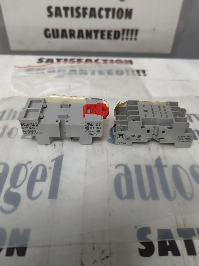 SQUARE D,8501NR45,SERIES  B RELAY SOCKET 10 AMP 300V LOT OF 2 NOS