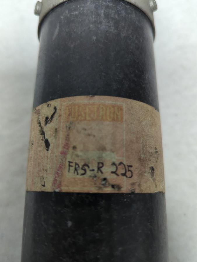 Used COOPER BUSSMANN,FRS-R-225,FUSETRON 225 AMP FUSE PRE-OWNED