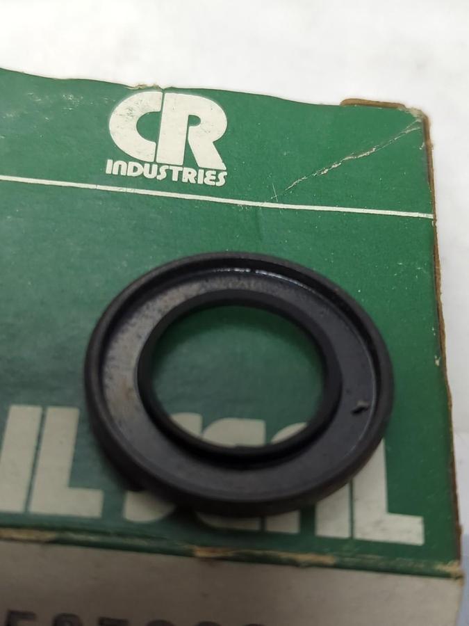 CHICAGO RAWHIDE,527938,OIL SLEEVE LOT OF 2 NOS