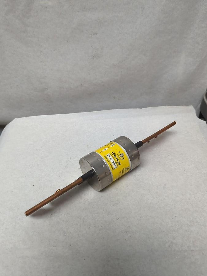Used COOPER BUSSMANN,LPS-RK-225SPI,LOW-PEAK 225 AMP FUSE PRE-OWNED
