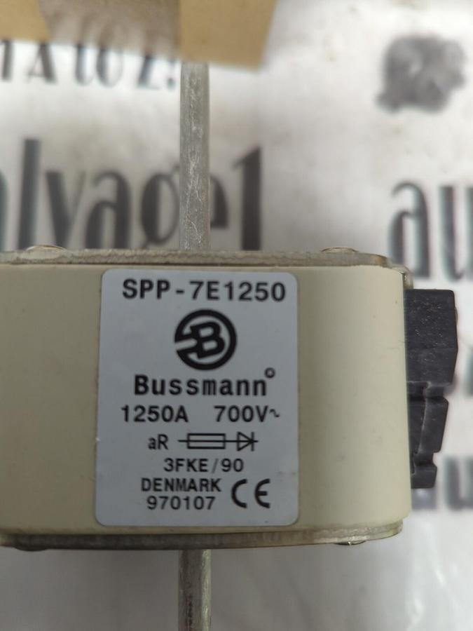BUSS SEMITRON,SPP-7E1250,SEMI-CONDUCTOR FUSE 1250 AMPS  700 VOLTS NEW