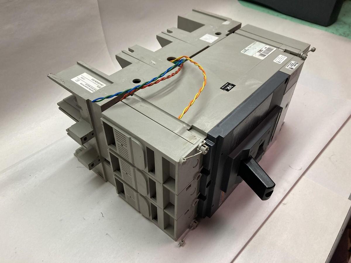Used Merlin Gerin Compact,NSJ400 L,Circuit Breaker Trip Unit & Base 600V 50/60Hz