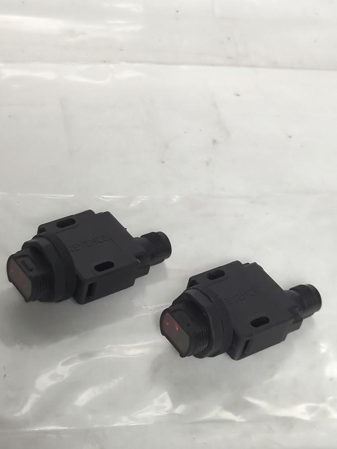 Used KEYENCE,PZ-GS1CBR,PHOTOELECTRIC SENSOR LOT OF 2 PRE-OWNED