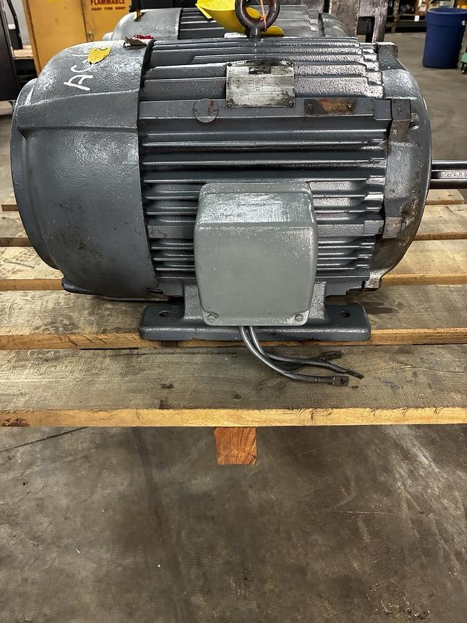 Used WESTINGHOUSE,AUEP,LIFE-LINE A MOTOR 30HP 440V 3PH 3550RPM 326U