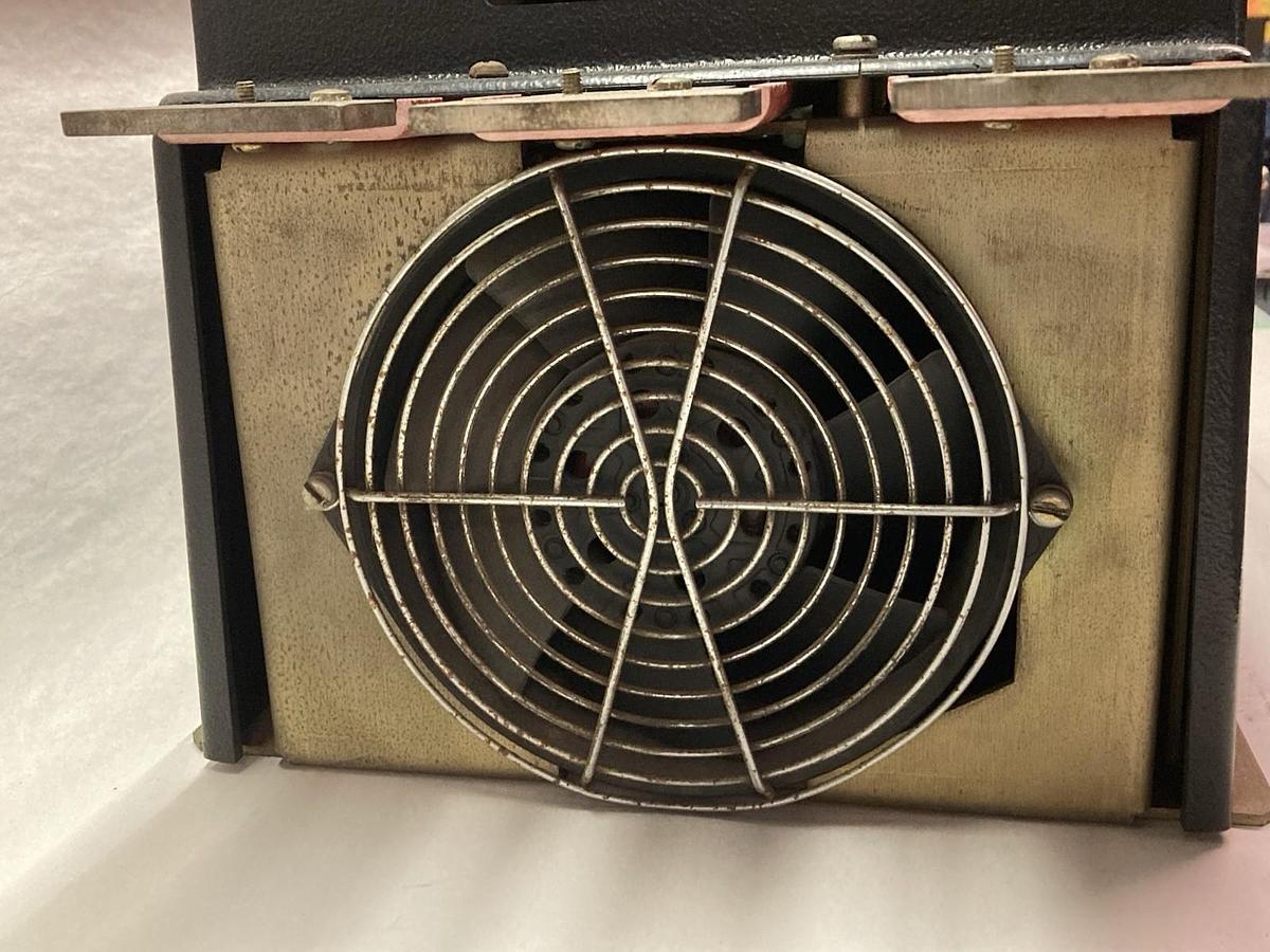 Used Allen-Bradley 150-A240NBD Motor Controller Ser B 10A 250Vac - Parts Only