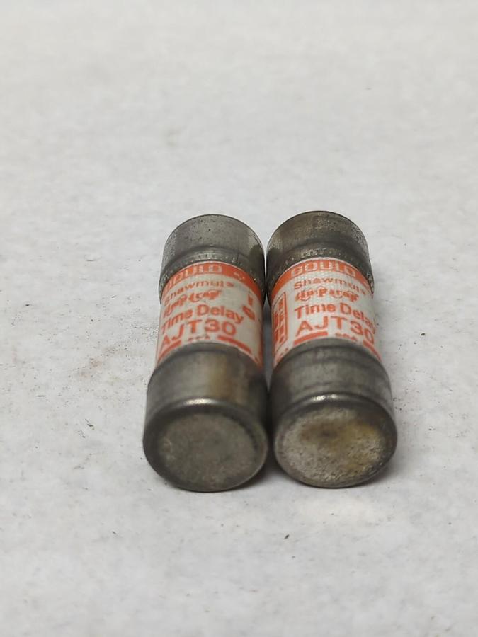 Used GOULD SHAWMUT,AJT30,AMP-TRAP 30 AMP FUSE LOT OF 2 PRE-OWNED