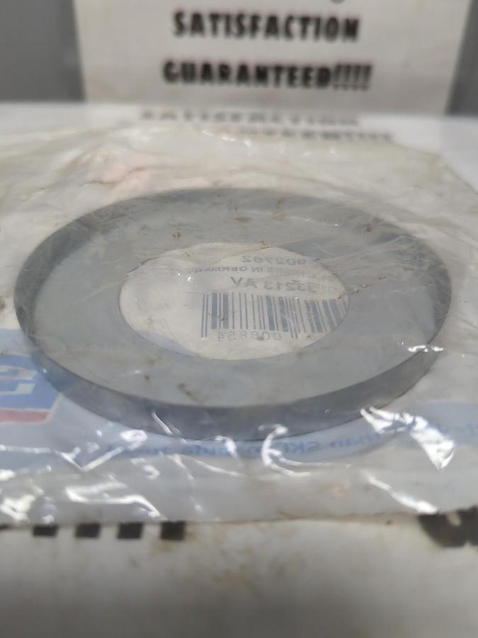 Used SKF,M/5902762 33213 AV,TAPERED ROLLER NILOS RING 65MM ID  116.5MM OD NEW