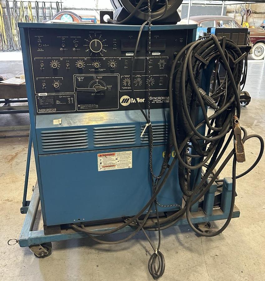 Used Miller,Syncrowave 350,350 Amp Portable Tig Welder w/Coolmate 4 Chiller 1PH