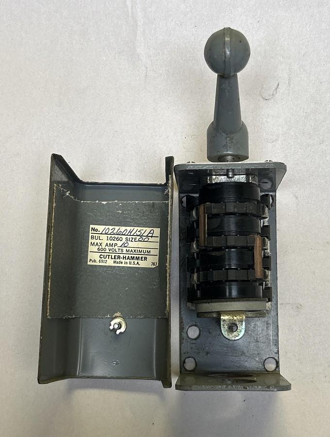 Used CUTLER-HAMMER,10260H151A,DRUM SWITCH 10A 600V