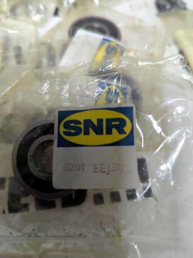 SNR,6201-EEJ30,SINGLE ROW SEALED BALL BEARING 12MM BORE LOT OF 20 NOS