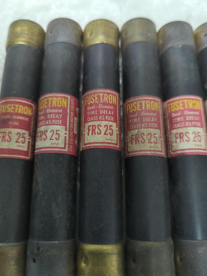 Used COOPER BUSSMANN,FRS-25,FUSETRON 25 AMP FUSE LOT OF 6 PRE-OWNED