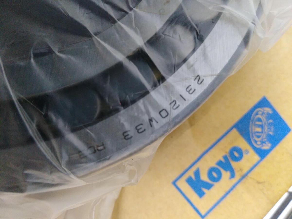 Used KOYO,23120  RKW33C3FY,Spherical Roller Bearing NOS