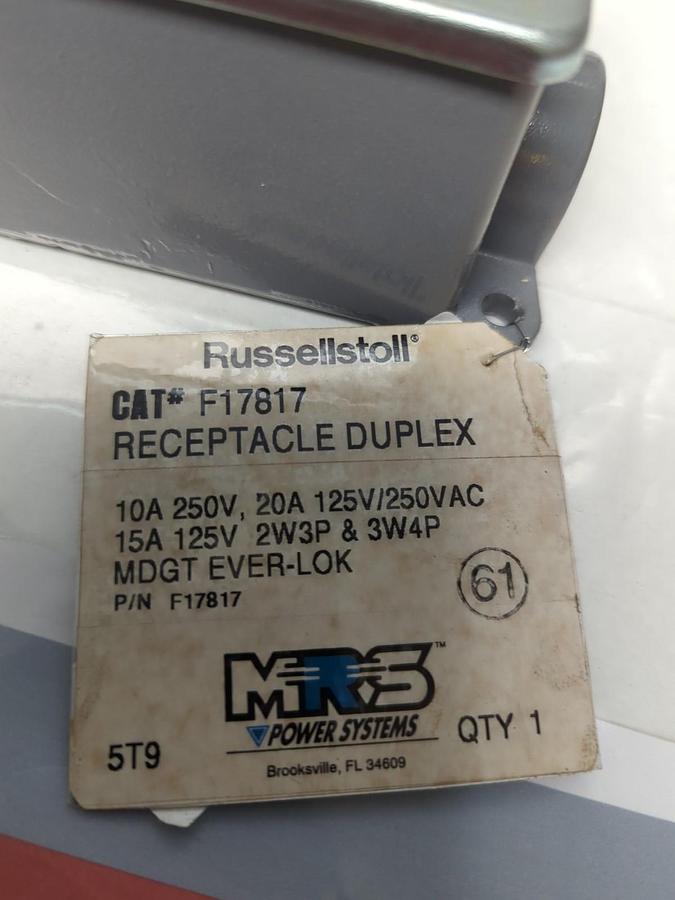 RUSSELLSTOLL,F17817,RECEPTACLE DUPLEX MDGT EVER-LOK NOS