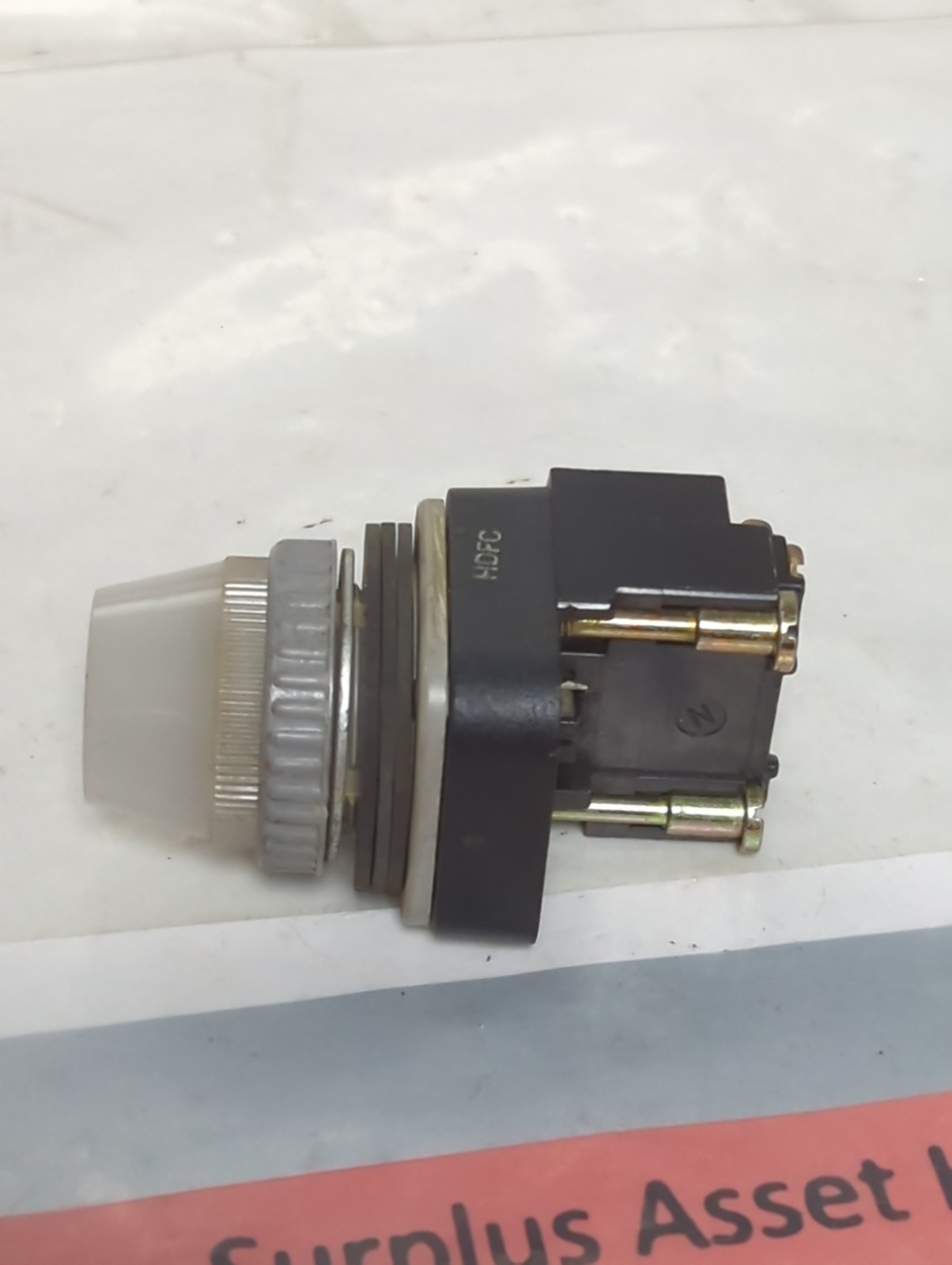 Used ALLEN BRADLEY,800H-PR16,SERIES C PILOT LIGHT WHITE PRE-OWNED