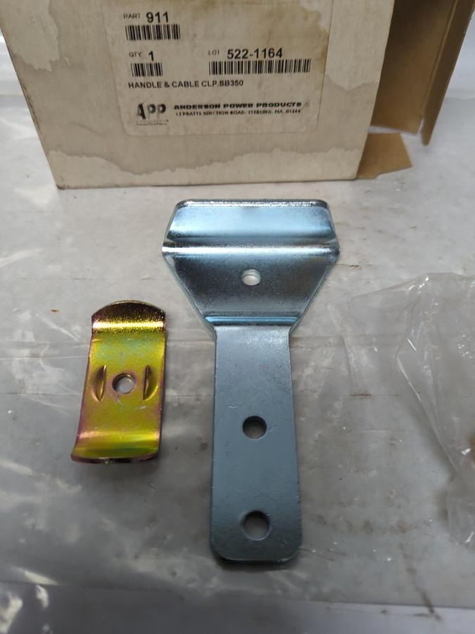 ANDERSON POWER,911,HANDLE & CABLE CLAMP SB350 NOS
