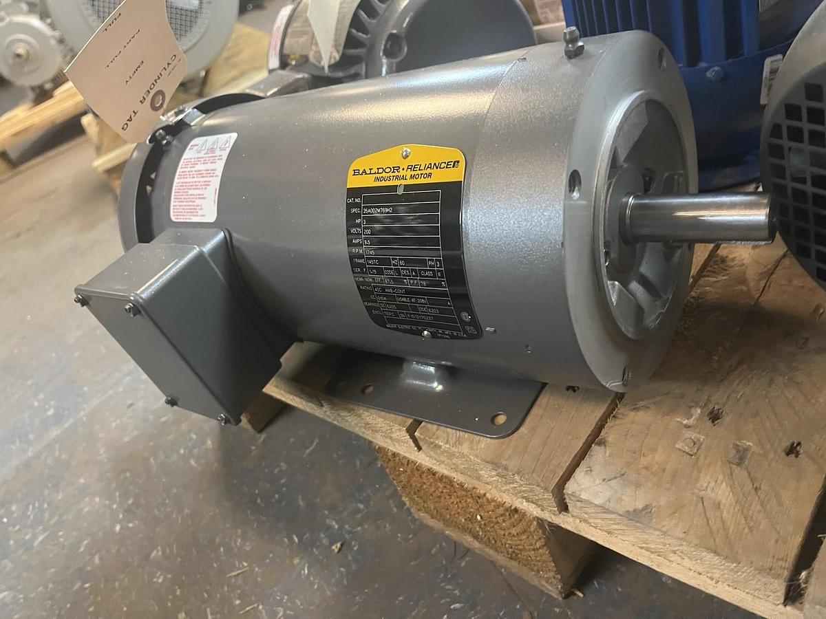 BALDOR,35A002M769H2,MOTOR 3HP 200V 1745RPM 3PH 145TC