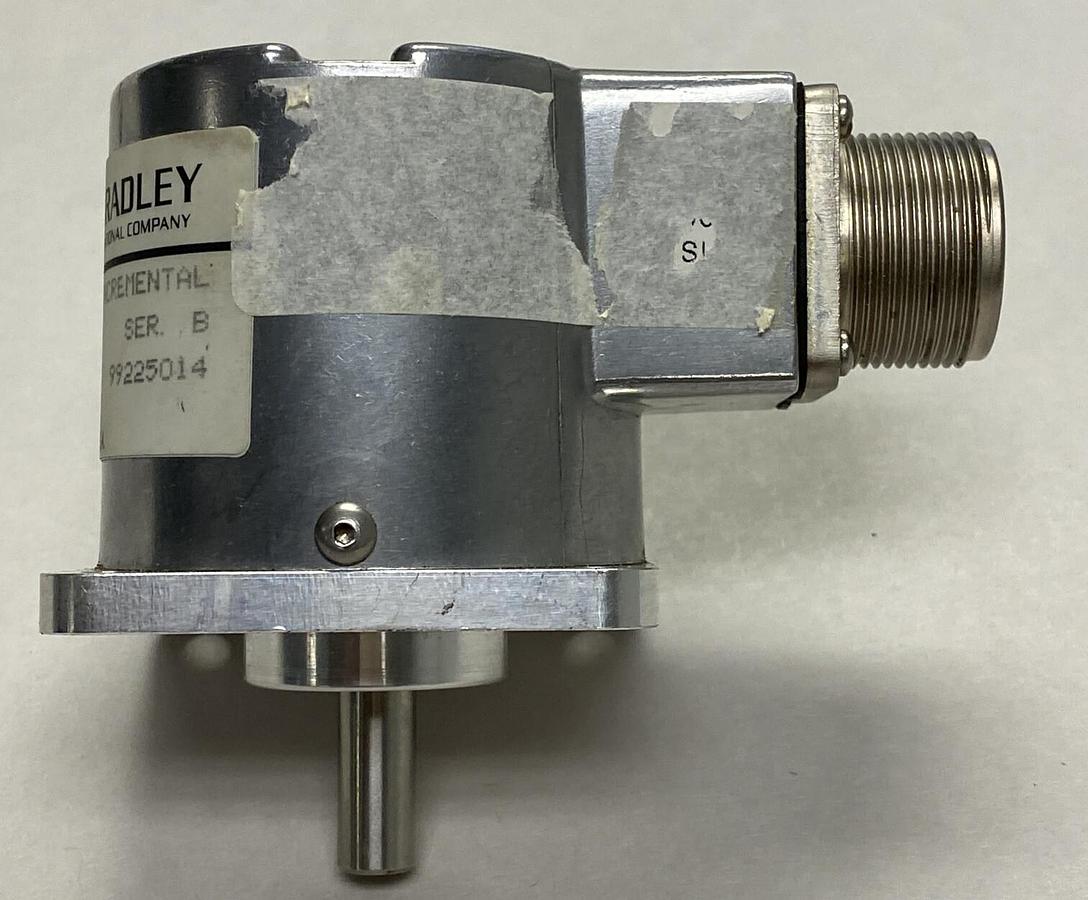 Used ALLEN BRADLEY,845H-SJDZ14CNY2,SER B INCREMENTAL ENCODER