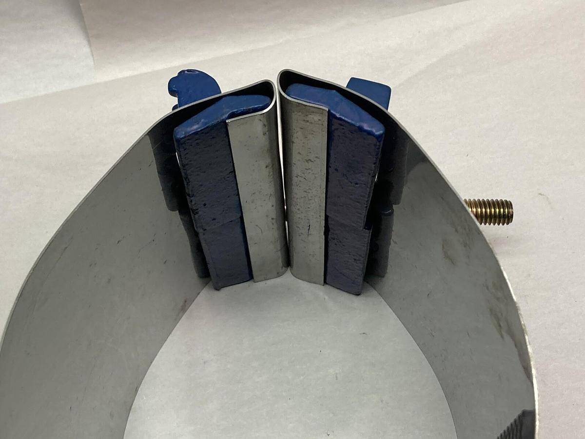 Used Smith-Blair,245-00060006-000,Clamp 6 Inch 152MM