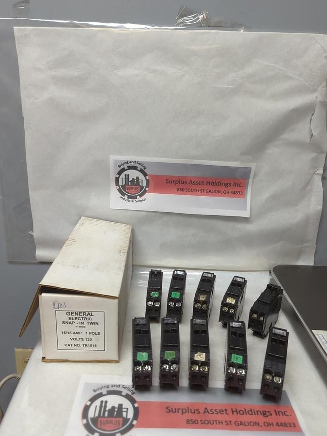 Used GENERAL ELECTRIC,TR1515,TANDEM CIRCUIT BREAKER 15 AMP 1-POLE LOT OF 10 PRE-OWNED