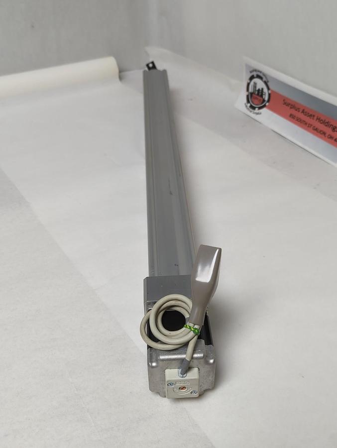 Used SMC,LEY32DA-500-S3CE18,ROD TYPE ACTUATOR CLASS 2 32MM BORE 500MM STROKE