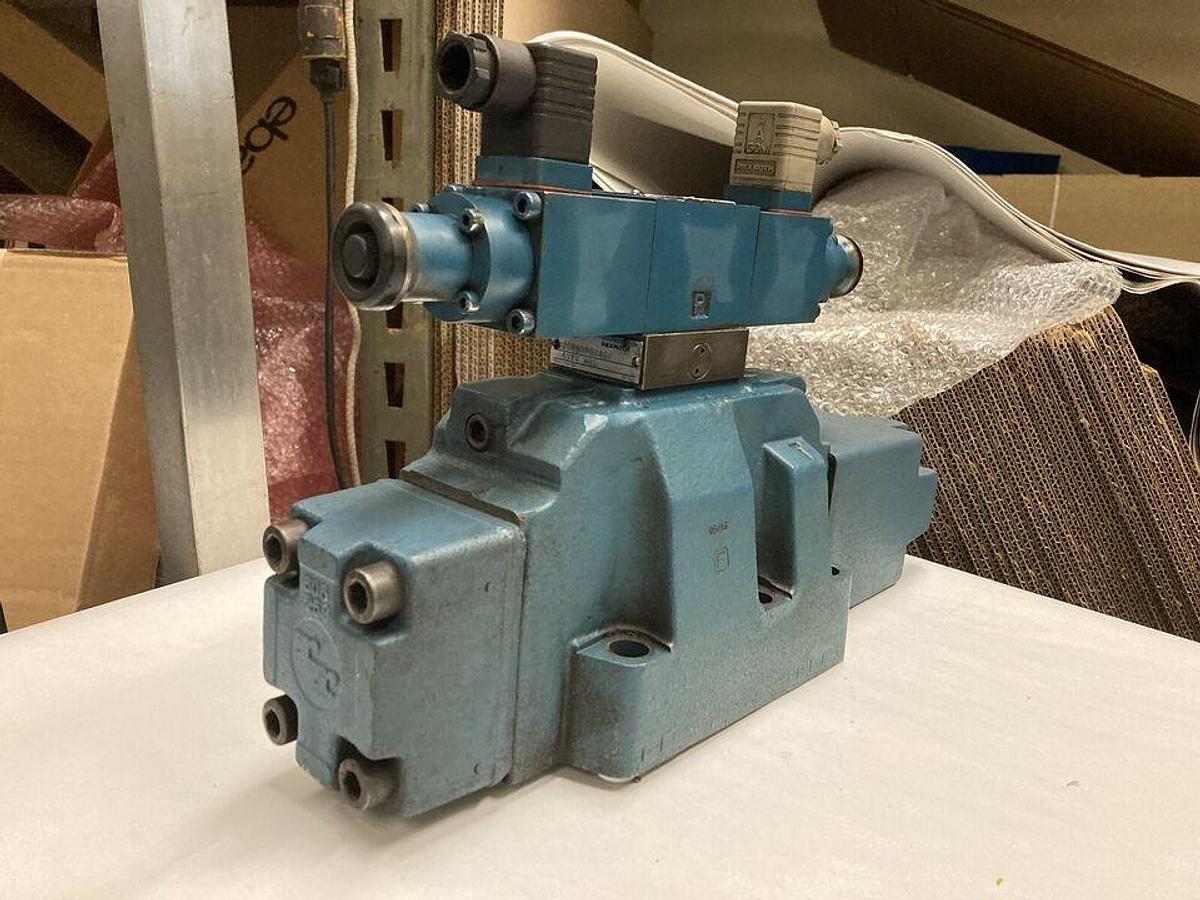 Used Rexroth,3DREP6C-14/25A 24NZ4V,Directional Valve with 4WRZ25E325-50/6A