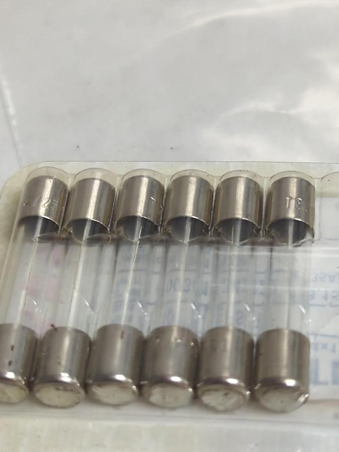 SCHURTER,T3-15A,FUSE LOT OF 16 PCS NOS