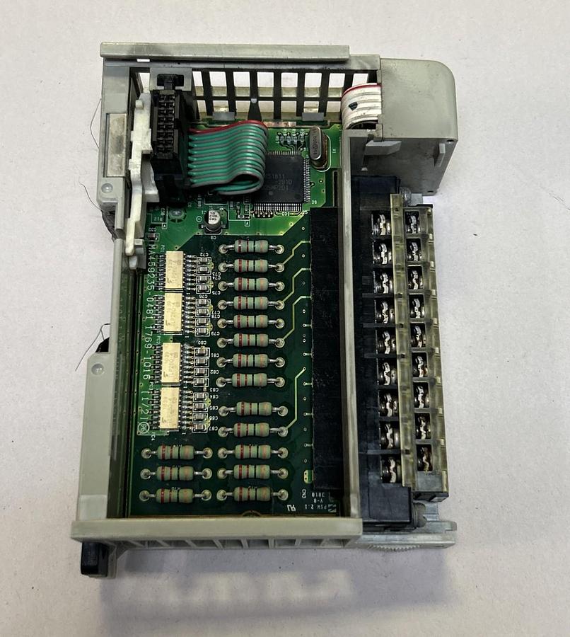 Used ALLEN BRADLEY,1769-IQ16,COMPACT I/O 16PT INPUT MODULE