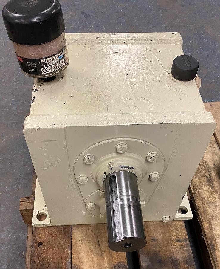 Used Falk,1060FZ3A,ENCLOSED GEAR DRIVE RATIO 38.73 10HP