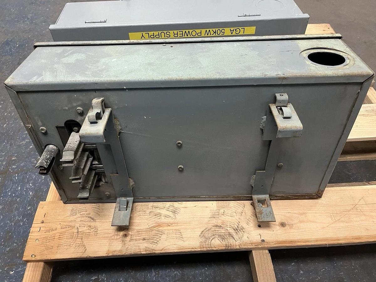Used WESTINGHOUSE,DE-ION SWITCH BUSWAY BUS PLUG 200AMP 480/277V 3PH see desc