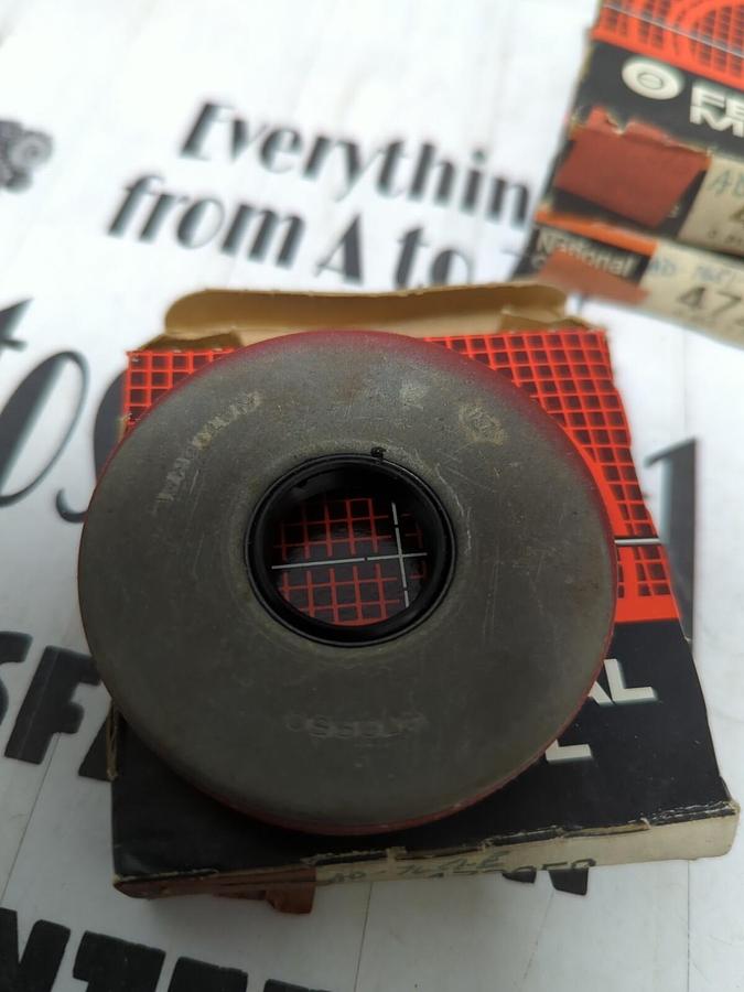 FEDERAL MOGUL,472950,OIL SEALS 0.812X2.441X0.375 LOT OF 5 NOS