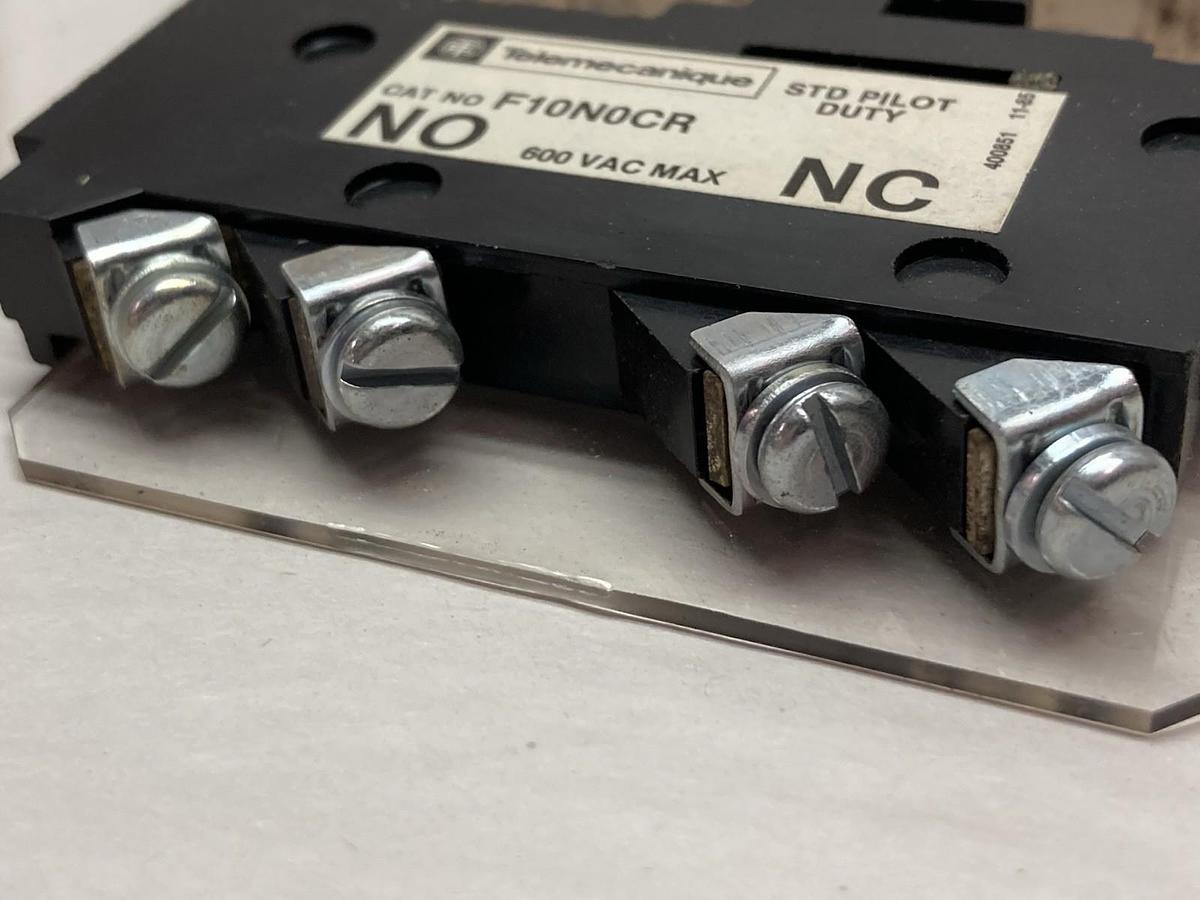 ITE,F10NOCR,Telemecanique Auxiliary Contact