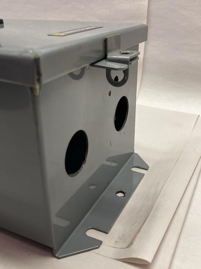 Used Square D,2510 MCA3,Manual Motor Starter 27A Thermal Protection Ser C 24N-W