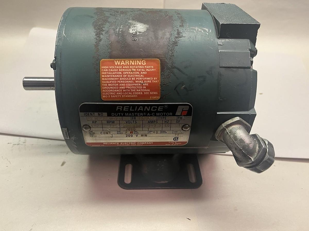 Used RELIANCE,PH56H1302W-XT,DUTY MASTER MOTOR 1/2HP 1725RPM 3PH FR56