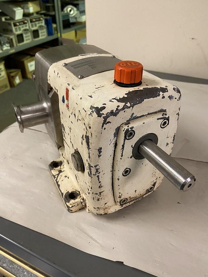 Used APV Crepaco,M1-021-10,Displacement Pump 145 P.S.I.G. 960RPM