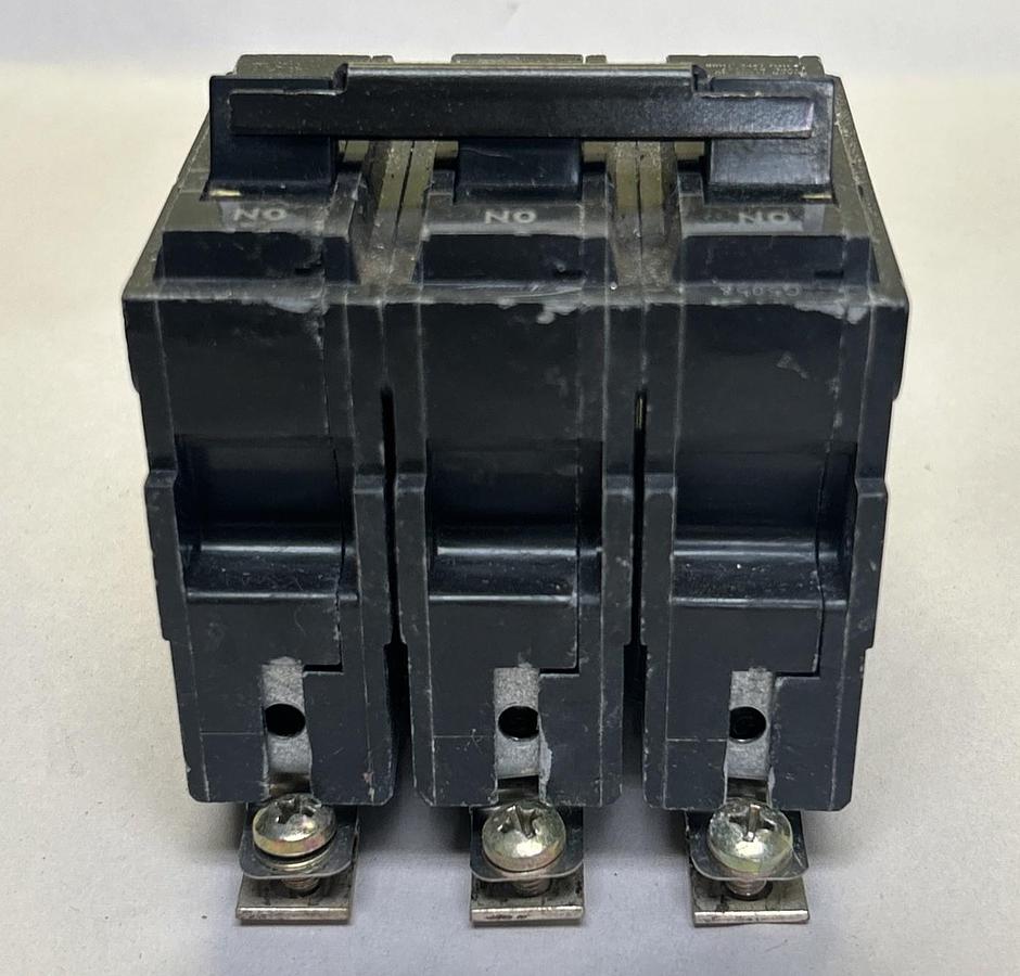 Used GENERAL ELECTRIC,THQB320,CIRCUIT BREAKER 20A 120/240V 3P