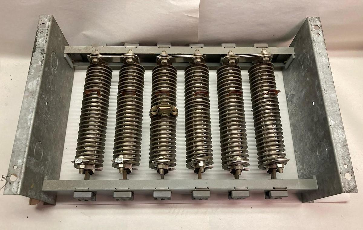 Used Hubbell,69482-163,Resistor Type SSR 25Hp 212V 56A Class 1020