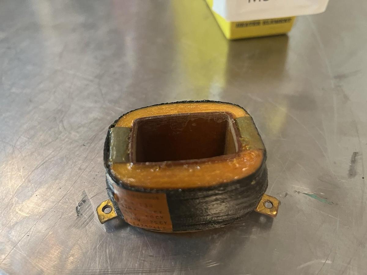 Used WESTINGHOUSE,S-1470241E,COIL