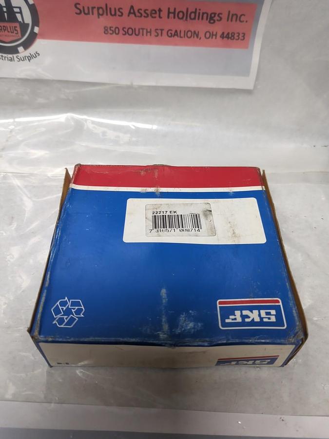 SKF,22217 EK,SPHERICAL ROLLER BEARING 85X150X36MM NOS